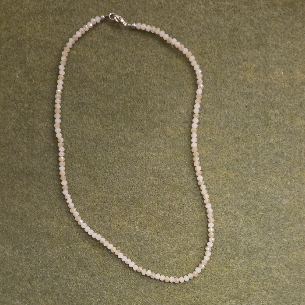 Elegant Cream Beaded Necklace